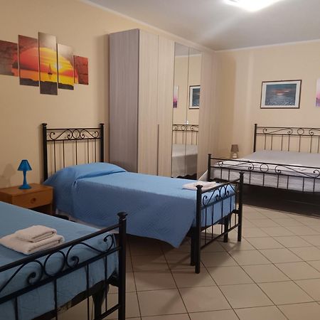 Casa Vacanze Iris, Appartamento Turistico ราเวนนา ภายนอก รูปภาพ