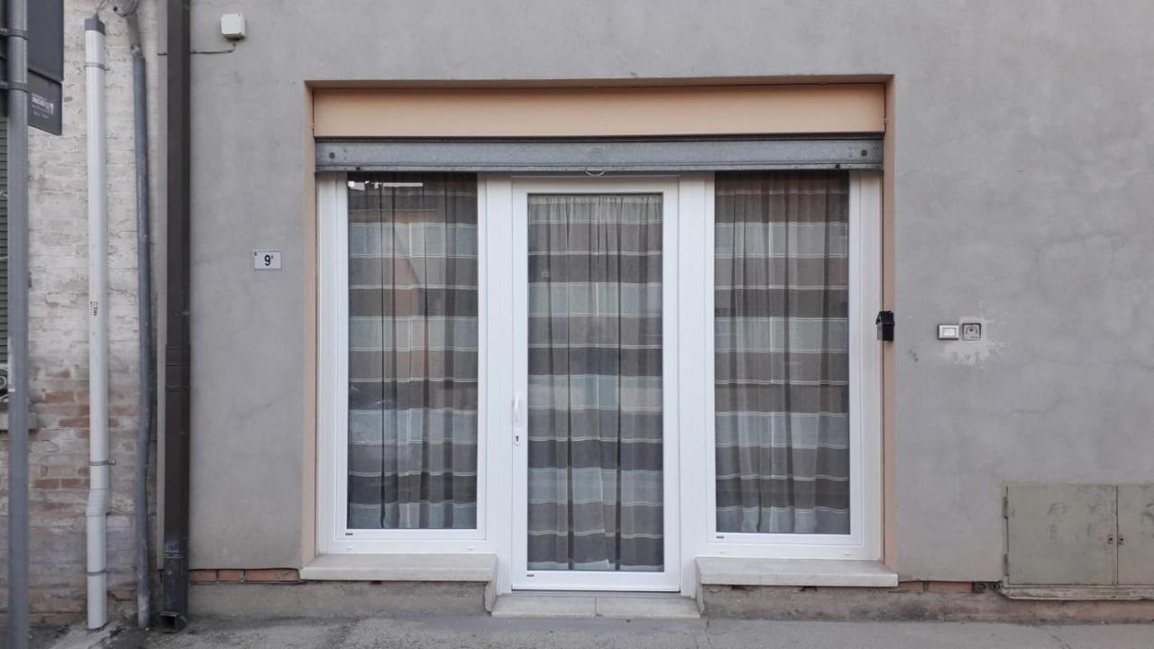 Casa Vacanze Iris, Appartamento Turistico ราเวนนา ภายนอก รูปภาพ
