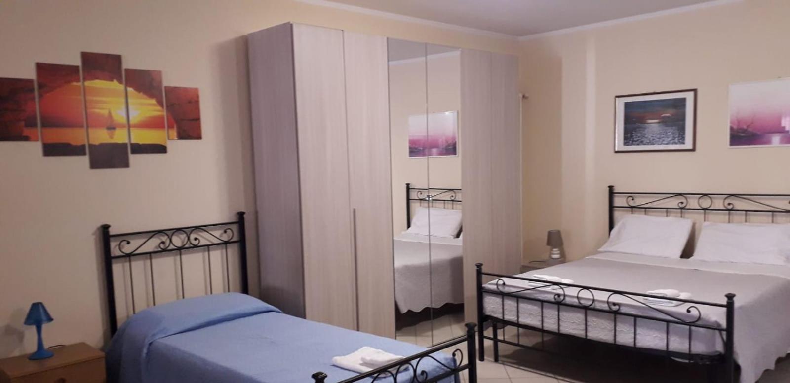 Casa Vacanze Iris, Appartamento Turistico ราเวนนา ภายนอก รูปภาพ