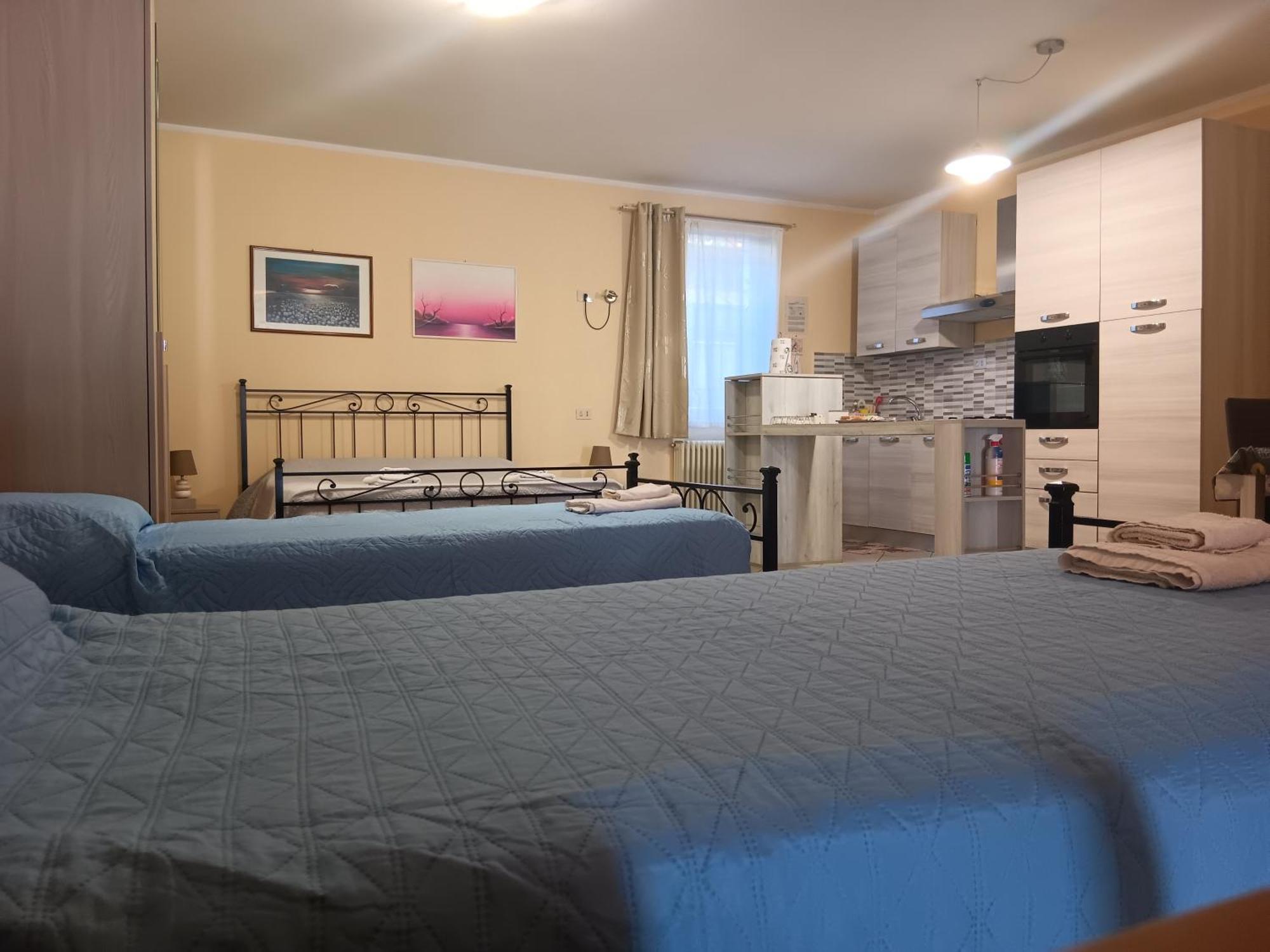 Casa Vacanze Iris, Appartamento Turistico ราเวนนา ภายนอก รูปภาพ